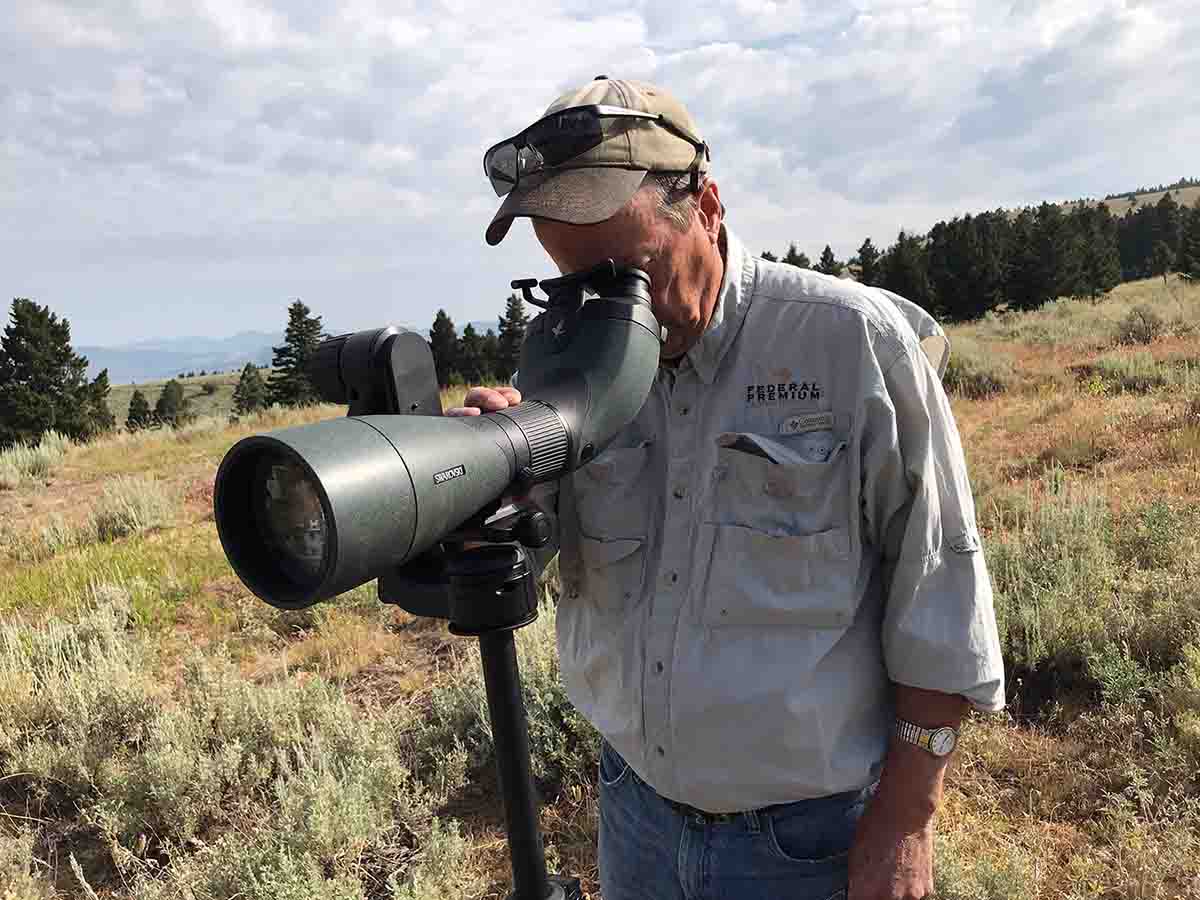 The BTX 35x 95mm spotting scope allows using both eyes, thereby reducing eye strain during long days in the field or at the range.